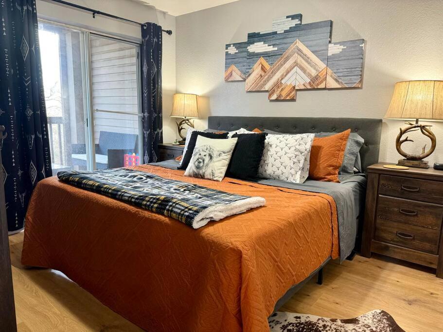 Modern Comfort: Updated Cozy Condo In Indian Point برانسون المظهر الخارجي الصورة